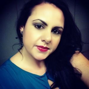 Meet your Posher, Alicia